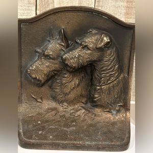 Pair Antique 1920’-30’s Hubley Cast Iron Bookends